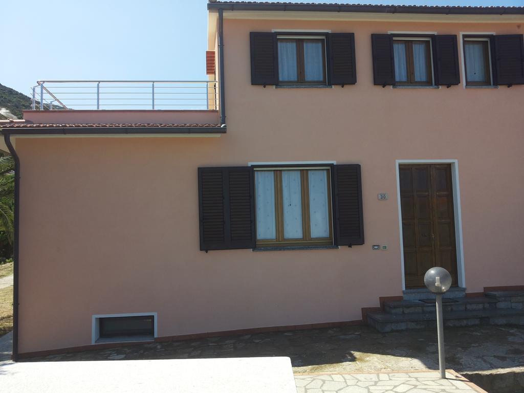 Villetta Panoramica Marciana  Bilik gambar