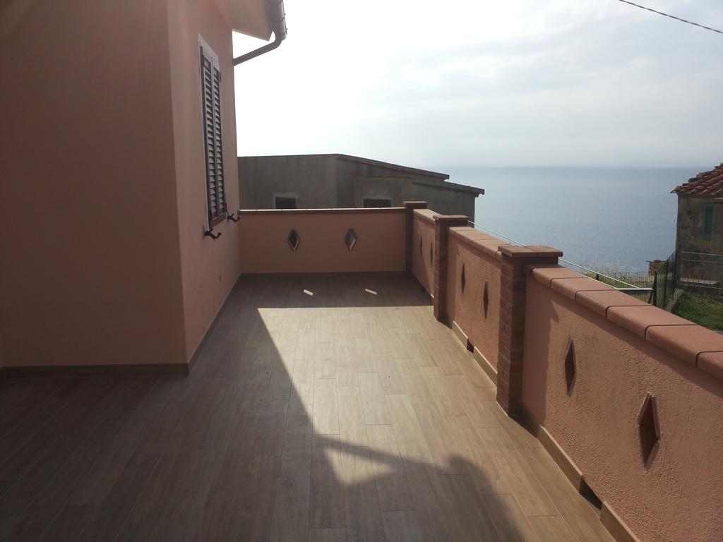 Villetta Panoramica Marciana  Bilik gambar